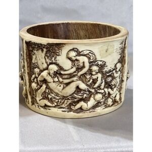 STUNNING GREEK PLANTER "TRIUMP OF BACCHUS"  W/ PUTTI  4.5" T x 6" D (2540)‎